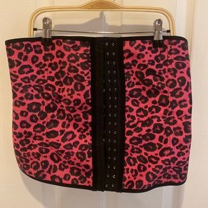 Size XL waist trainer